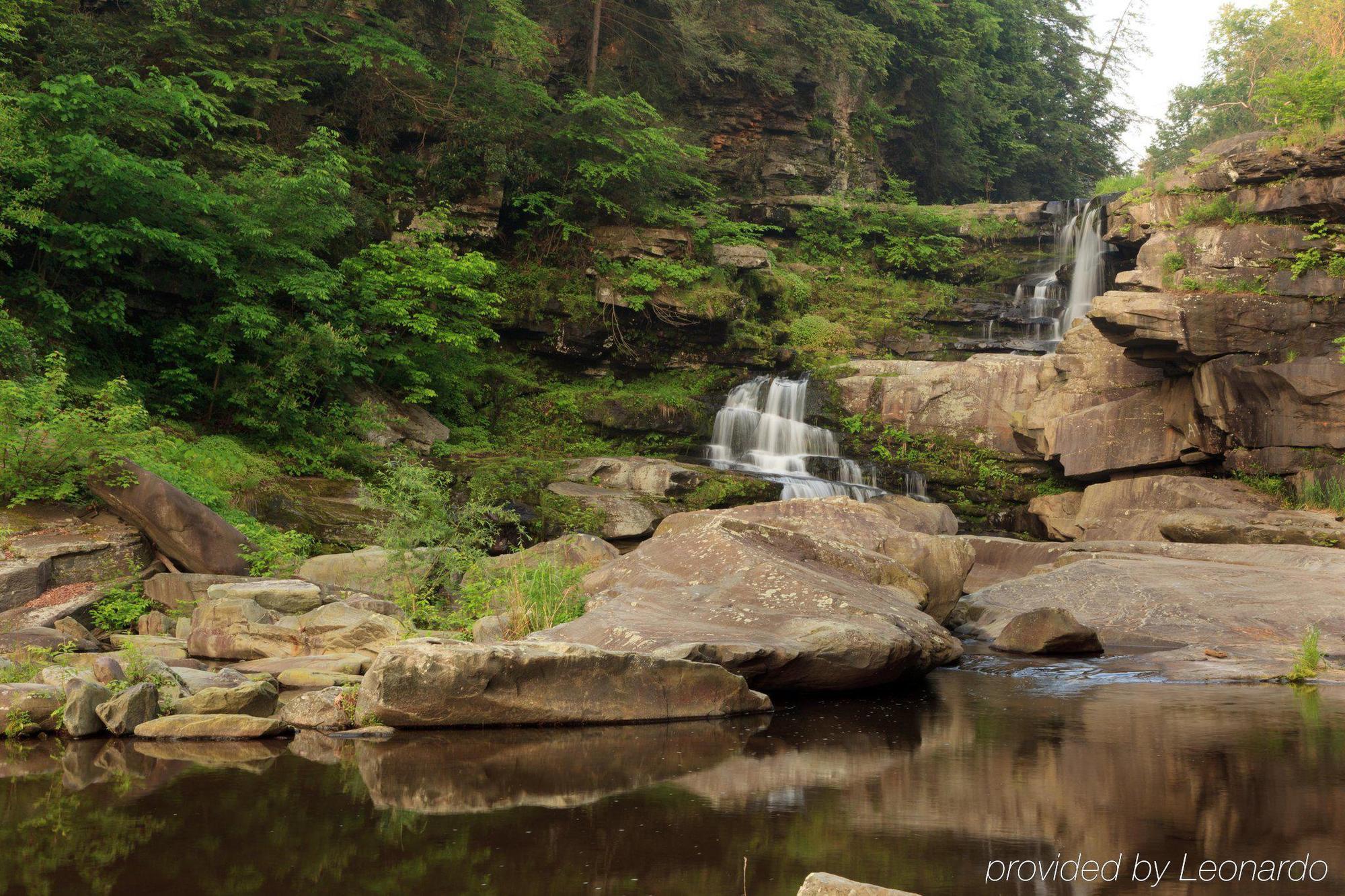 Ledges Hotel Hawley Bagian luar foto